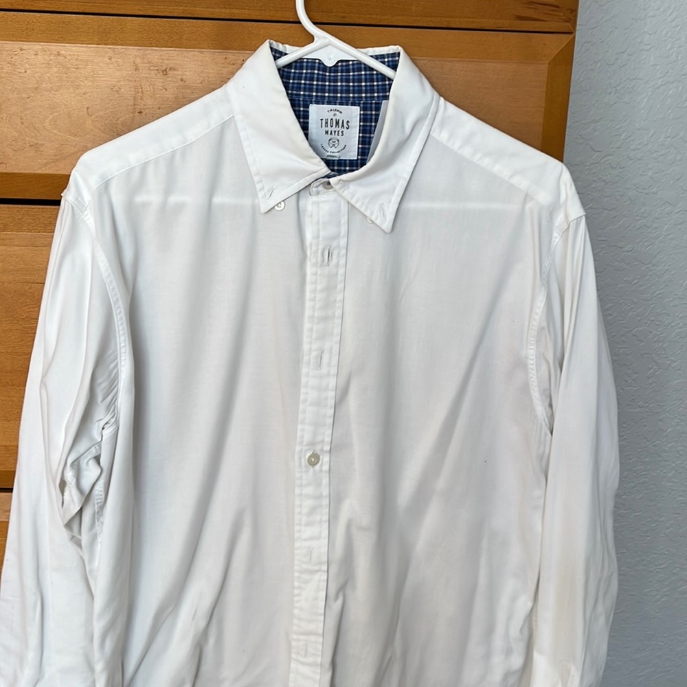 Casual dress shirt Tomas Mayes by T M Lewin. Like new medium white